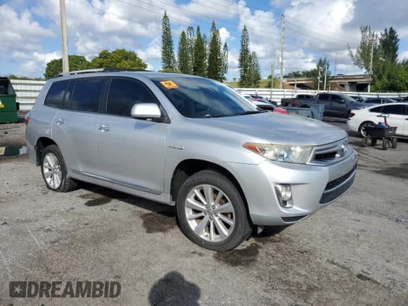 ✅ 2012 Toyota Highlander Limited • VIN: JTEDC3EH9C2004173 • Lot: 86607595. Wystawiony na Copart z przebiegiem 92 836 mil. Bezpłatny archiwum sprzedaży aukcyjnych z USA i szczegółowy raport historii pojazdu na DreamBid. Zdjęcie 4.