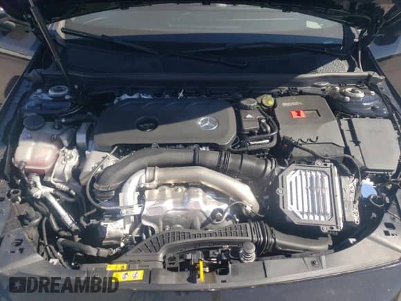 2024 Mercedes-Benz CLA 250 с VIN W1K5J4GB2RN443550, выставлен на аукционе Copart как лот 50379505 с пробегом 8 907 миль миль и Списание • Salvage title. История ставок и продаж доступна на DreamBid. Изображение 13.