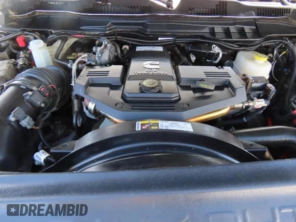 ✅ 2018 Ram 2500 Laramie • VIN: 3C6UR5FL1JG156901 • Лот: 60336355. Опубликован ранее на Copart с пробегом 42 318 миль. Бесплатный доступ к архиву аукционных продаж из США и подробный отчёт об истории автомобиля на DreamBid. Изображение 7.