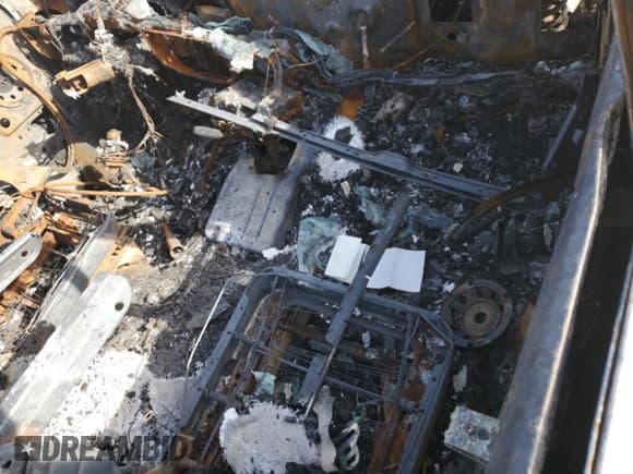 ✅ 1990 Ford Bronco Eddie Bauer • VIN: 1FMEU15N0LLA02074 • Лот: 48981045. Опубликован ранее на Copart с пробегом Не указан. Бесплатный доступ к архиву аукционных продаж из США и подробный отчёт об истории автомобиля на DreamBid. Изображение 8.