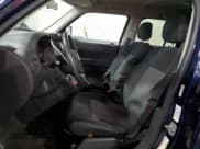 ✅ 2013 Jeep Patriot Sport • VIN: 1C4NJPBA1DD186437 • Lot: 83850925. Wystawiony na Copart z przebiegiem 201 554 mil. Bezpłatny archiwum sprzedaży aukcyjnych z USA i szczegółowy raport historii pojazdu na DreamBid. Zdjęcie 7.