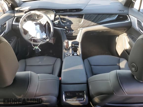 ✅ 2025 Cadillac XT6 AWD Premium Luxury • VIN: 1GYKPDRS5SZ128923 • Lot: 84643975. Listed on Copart with 1,252 mi. Free auction sales archive from the USA and detailed vehicle history report at DreamBid. Image 8.