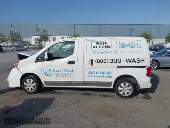 ✅ 2015 Nissan NV200 SV • VIN: 3N6CM0KNXFK693331 • Lot: 42428684. Listed on IAAI with 158,605 mi. Free auction sales archive from the USA and detailed vehicle history report at DreamBid. Image 15.