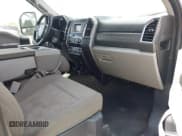 ✅ 2017 Ford F-250 Lariat • VIN: 1FT7W2BT2HED10715 • Lot: 42820538. Wystawiony na IAAI z przebiegiem 231 009 mil. Bezpłatny archiwum sprzedaży aukcyjnych z USA i szczegółowy raport historii pojazdu na DreamBid. Zdjęcie 5.