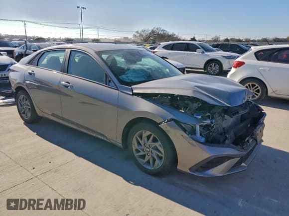 ✅ 2024 Hyundai Elantra SEL • VIN: KMHLM4DG5RU636799 • Lot: 94935685. Listed on Copart with 29,831 mi. Free auction sales archive from the USA and detailed vehicle history report at DreamBid. Image 4.