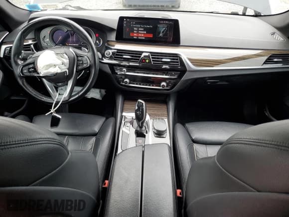 ✅ 2019 BMW 5 Series 530i xDrive • VIN: WBAJA7C54KG912736 • Lot: 80181815. Listed on Copart with 77,126 mi. Free auction sales archive from the USA and detailed vehicle history report at DreamBid. Image 8.