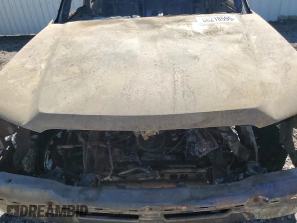 ✅ 2004 Chevrolet Silverado 2500HD LS • VIN: 1GCHK23254F252982 • Lot: 86218595. Wystawiony na Copart z przebiegiem Nie podano. Bezpłatny archiwum sprzedaży aukcyjnych z USA i szczegółowy raport historii pojazdu na DreamBid. Zdjęcie 11.