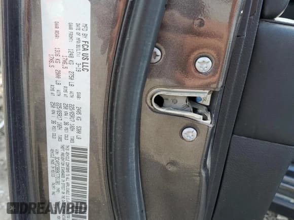 ✅ 2019 Dodge Journey SE • VIN: 3C4PDCBB9KT751381 • Lot: 89692955. Wystawiony na Copart z przebiegiem 80 113 mil. Bezpłatny archiwum sprzedaży aukcyjnych z USA i szczegółowy raport historii pojazdu na DreamBid. Zdjęcie 14.