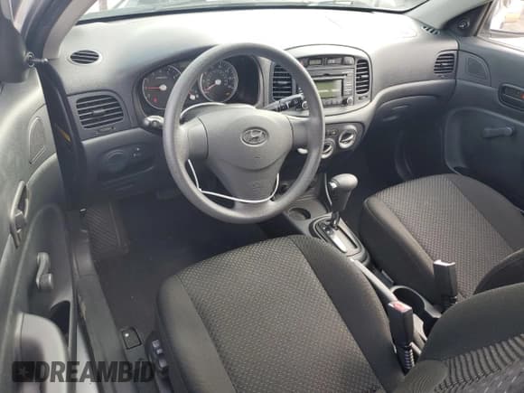 ✅ 2009 Hyundai Accent GS • VIN: KMHCM36C89U125737 • Лот: 63602055. Опубликован ранее на Copart с пробегом 32 490 миль. Бесплатный доступ к архиву аукционных продаж из США и подробный отчёт об истории автомобиля на DreamBid. Изображение 8.