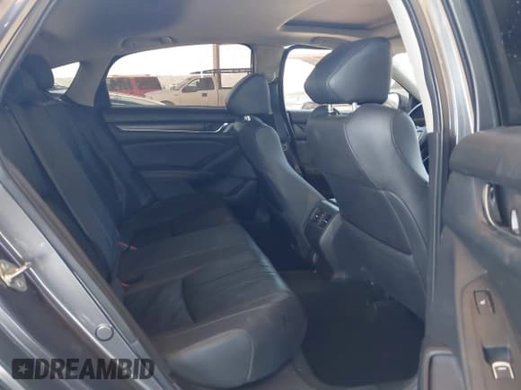 ✅ 2020 Honda Accord Touring • VIN: 1HGCV2F90LA007580 • Lot: 42760290. Listed on IAAI with 129,631 mi. Free auction sales archive from the USA and detailed vehicle history report at DreamBid. Image 7.