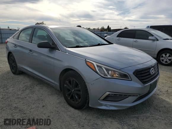 2015 Hyundai Sonata SE with VIN 5NPE24AF9FH011455, listed as a Copart auction lot 91481645 with 142,675 mi miles and Clean title. Bid and sale history available at DreamBid. Image 4.