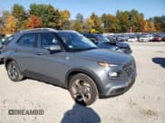 ✅ 2024 Hyundai Venue SEL • VIN: KMHRC8A37RU324053 • Лот: 76956664. Опубликован ранее на Copart с пробегом 2 966 миль. Бесплатный доступ к архиву аукционных продаж из США и подробный отчёт об истории автомобиля на DreamBid. Изображение 4.