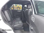 ✅ 2013 Ford Explorer Limited • VIN: 1FM5K7F80DGC28238 • Lot: 42400233. Wystawiony na IAAI z przebiegiem 224 299 mil. Bezpłatny archiwum sprzedaży aukcyjnych z USA i szczegółowy raport historii pojazdu na DreamBid. Zdjęcie 8.