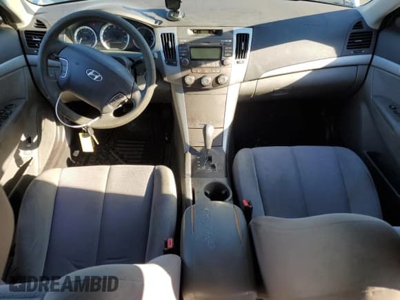 ✅ 2010 Hyundai Sonata GLS • VIN: 5NPET4AC1AH645239 • Лот: 82362244. Опубликован ранее на Copart с пробегом 130 147 миль. Бесплатный доступ к архиву аукционных продаж из США и подробный отчёт об истории автомобиля на DreamBid. Изображение 8.