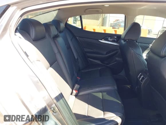 ✅ 2023 Nissan Maxima SV • VIN: 1N4AA6CV4PC513780 • Lot: 41790806. Listed on IAAI with 22,683 mi. Free auction sales archive from the USA and detailed vehicle history report at DreamBid. Image 8.