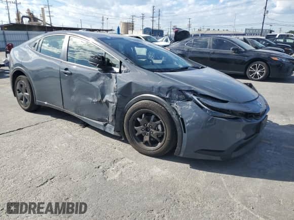 2024 Toyota Prius LE with VIN JTDACAAU6R3037083, listed as a Copart auction lot 83825335 with 27,248 mi miles and Salvage title. Bid and sale history available at DreamBid. Image 4.