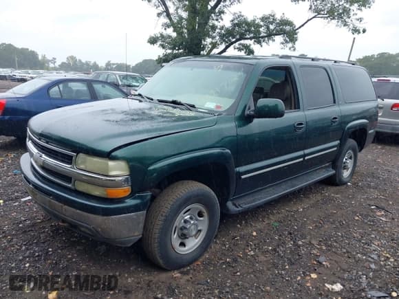 ✅ 2003 Chevrolet Suburban LT • VIN: 3GNGK26GX3G141660 • Лот: 43217024. Опубликован ранее на IAAI с пробегом 137 822 миль. Бесплатный доступ к архиву аукционных продаж из США и подробный отчёт об истории автомобиля на DreamBid. Изображение 2.