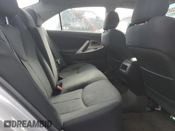 ✅ 2010 Toyota Camry LE • VIN: 4T1BF3EK1AU087139 • Lot: 92545385. Wystawiony na Copart z przebiegiem 175 498 mil. Bezpłatny archiwum sprzedaży aukcyjnych z USA i szczegółowy raport historii pojazdu na DreamBid. Zdjęcie 10.