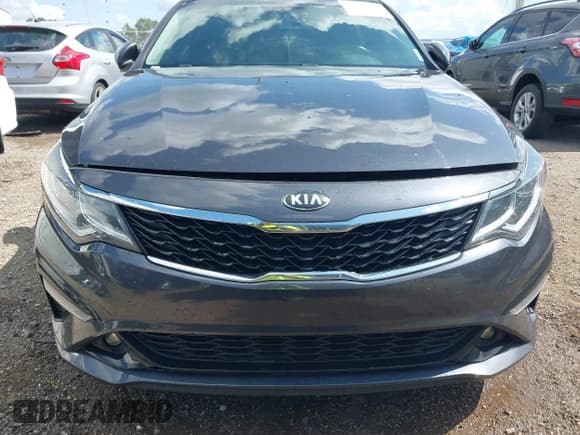 ✅ 2019 Kia Optima LX • VIN: 5XXGT4L33KG280890 • Lot: 42550753. Wystawiony na IAAI z przebiegiem 118 285 mil. Bezpłatny archiwum sprzedaży aukcyjnych z USA i szczegółowy raport historii pojazdu na DreamBid. Zdjęcie 11.