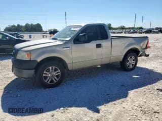 ✅ 2007 Ford F-150 XL • VIN: 1FTRF12287KC21922 • Lot: 90651615. Listed on Copart with 261,233 mi. Free auction sales archive from the USA and detailed vehicle history report at DreamBid. Image 1.