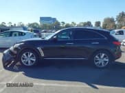 ✅ 2015 Infiniti QX70 • VIN: JN8CS1MW3FM481878 • Лот: 43482926. Опубликован ранее на IAAI с пробегом 65 639 миль. Бесплатный доступ к архиву аукционных продаж из США и подробный отчёт об истории автомобиля на DreamBid. Изображение 15.