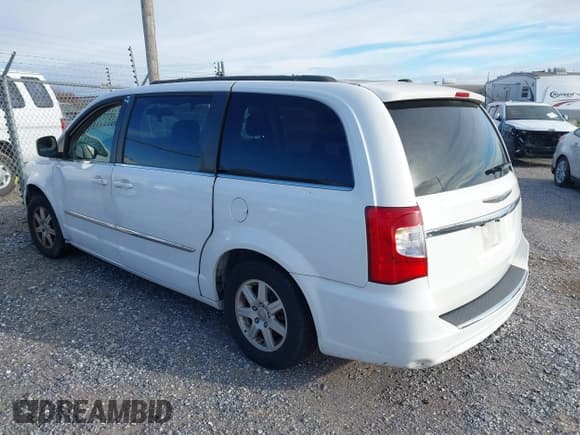 ✅ 2012 Chrysler Town & Country Touring • VIN: 2C4RC1BG7CR240140 • Лот: 43682098. Опубликован ранее на IAAI с пробегом 153 213 миль. Бесплатный доступ к архиву аукционных продаж из США и подробный отчёт об истории автомобиля на DreamBid. Изображение 3.