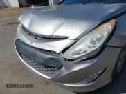 ✅ 2013 Hyundai Sonata • VIN: KMHEC4A4XDA064838 • Lot: 43506842. Wystawiony na IAAI z przebiegiem 177 485 mil. Bezpłatny archiwum sprzedaży aukcyjnych z USA i szczegółowy raport historii pojazdu na DreamBid. Zdjęcie 6.