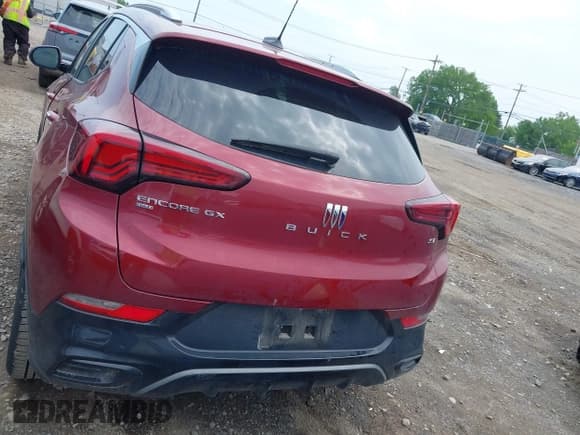 ✅ 2024 Buick Encore GX Sport Touring • VIN: KL4AMESL3RB215185 • Лот: 42483206. Опубликован ранее на IAAI с пробегом 13 981 миль. Бесплатный доступ к архиву аукционных продаж из США и подробный отчёт об истории автомобиля на DreamBid. Изображение 16.