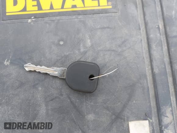 ✅ 2008 GMC Sierra 1500 SLT • VIN: 2GTEK13M981177893 • Lot: 41959146. Listed on IAAI with 228,388 mi. Free auction sales archive from the USA and detailed vehicle history report at DreamBid. Image 11.