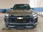 2023 Chevrolet Colorado 2WD Work Truck z VIN 1GCGSBEC4P1175458, wystawiony jako Copart lot #70805835 z przebiegiem 193 mil mil oraz Czysty tytuł • Clean title. Historia ofert i sprzedaży dostępna na DreamBid. Obrazek 5.