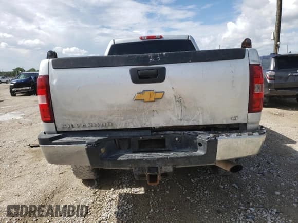 ✅ 2014 Chevrolet Silverado 2500HD LT • VIN: 1GC1KXCG8EF181594 • Лот: 64607545. Опубликован ранее на Copart с пробегом 277 608 миль. Бесплатный доступ к архиву аукционных продаж из США и подробный отчёт об истории автомобиля на DreamBid. Изображение 6.