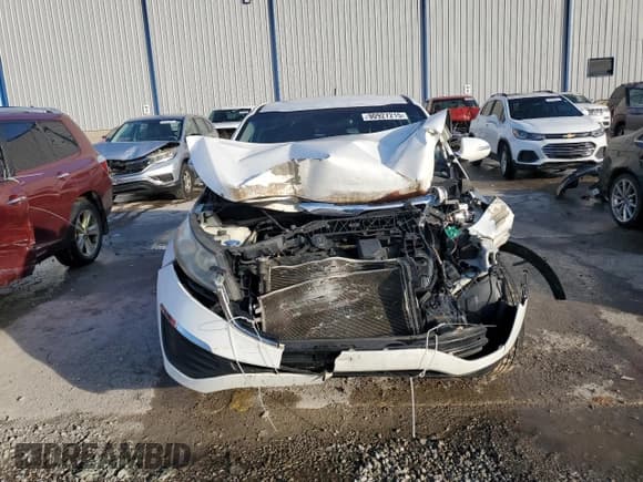 ✅ 2013 Kia Sportage LX • VIN: KNDPB3A25D7423079 • Lot: 90927215. Wystawiony na Copart z przebiegiem 196 102 mil. Bezpłatny archiwum sprzedaży aukcyjnych z USA i szczegółowy raport historii pojazdu na DreamBid. Zdjęcie 5.