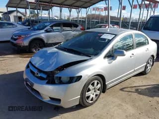 ✅ 2009 Honda Civic LX • VIN: 2HGFA16579H360005 • Лот: 43712702. Опубликован ранее на IAAI с пробегом 168 042 миль. Бесплатный доступ к архиву аукционных продаж из США и подробный отчёт об истории автомобиля на DreamBid. Изображение 2.