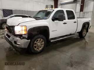 2013 Chevrolet Silverado 3500HD SRW LT с VIN 1GC4K0CG7DF138352, выставлен на аукционе Copart как лот 84374374 с пробегом 224 485 миль миль и Списание • Salvage title. История ставок и продаж доступна на DreamBid. Изображение 1.