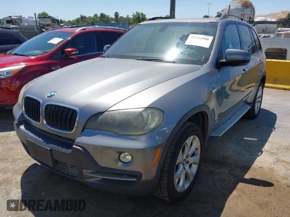 ✅ 2007 BMW X5 3.0si • VIN: 5UXFE435X7L013646 • Lot: 42533986. Listed on IAAI with 243,477 mi. Free auction sales archive from the USA and detailed vehicle history report at DreamBid. Image 2.