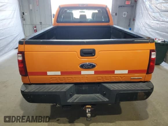 ✅ 2016 Ford F-250 XL • VIN: 1FT7W2A61GEA33162 • Lot: 84771315. Wystawiony na Copart z przebiegiem 166 789 mil. Bezpłatny archiwum sprzedaży aukcyjnych z USA i szczegółowy raport historii pojazdu na DreamBid. Zdjęcie 6.