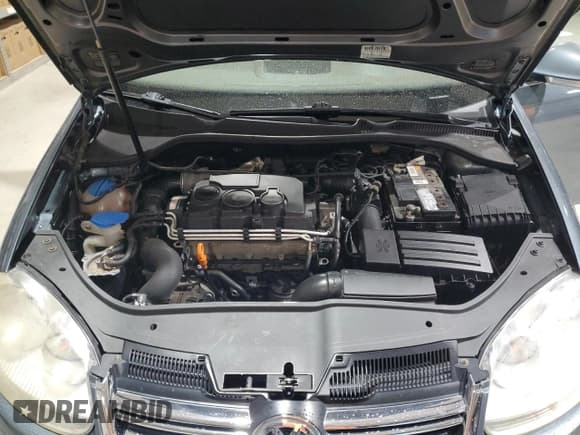 ✅ 2006 Volkswagen Jetta 1.9L TDI • VIN: 3VWST71KX6M640065 • Lot: 64833615. Wystawiony na Copart z przebiegiem 348 231 mil. Bezpłatny archiwum sprzedaży aukcyjnych z USA i szczegółowy raport historii pojazdu na DreamBid. Zdjęcie 11.