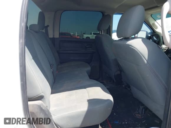 ✅ 2018 Ram 2500 Tradesman • VIN: 3C6UR5CJ4JG122048 • Лот: 43144308. Опубликован ранее на IAAI с пробегом 205 923 миль. Бесплатный доступ к архиву аукционных продаж из США и подробный отчёт об истории автомобиля на DreamBid. Изображение 8.