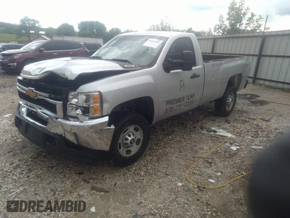✅ 2014 Chevrolet Silverado 2500HD Work Truck • VIN: 1GC0KVCGXEF123504 • Lot: 42224449. Listed on IAAI with 134,731 mi. Free auction sales archive from the USA and detailed vehicle history report at DreamBid. Image 20.