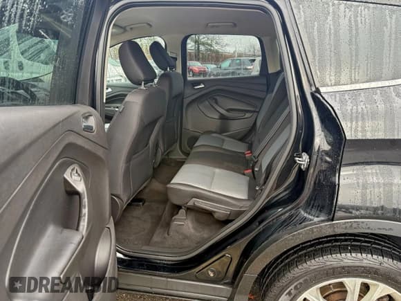 ✅ 2018 Ford Escape SE • VIN: 1FMCU9GD0JUA75530 • Лот: 94878815. Опубликован ранее на Copart с пробегом 122 267 миль. Бесплатный доступ к архиву аукционных продаж из США и подробный отчёт об истории автомобиля на DreamBid. Изображение 12.