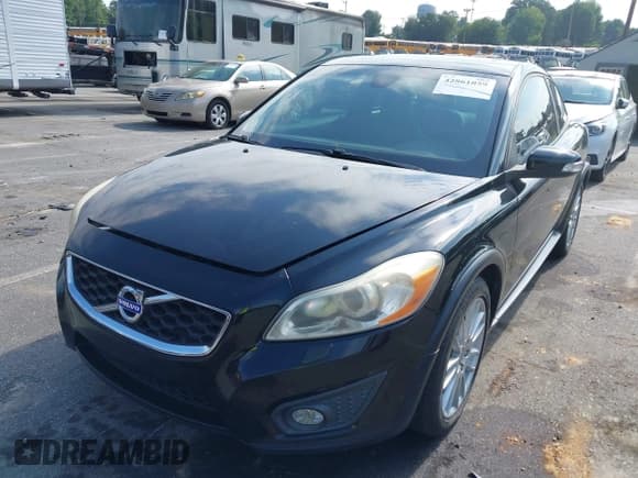 ✅ 2012 Volvo C30 • VIN: YV1672MK4C2265469 • Lot: 42861059. Wystawiony na IAAI z przebiegiem 155 010 mil. Bezpłatny archiwum sprzedaży aukcyjnych z USA i szczegółowy raport historii pojazdu na DreamBid. Zdjęcie 6.