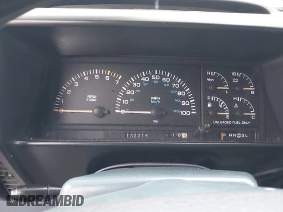 ✅ 1992 Plymouth Grand Voyager • VIN: 1P4GH54R1NX324873 • Лот: 43320763. Опубликован ранее на IAAI с пробегом 132 214 миль. Бесплатный доступ к архиву аукционных продаж из США и подробный отчёт об истории автомобиля на DreamBid. Изображение 7.