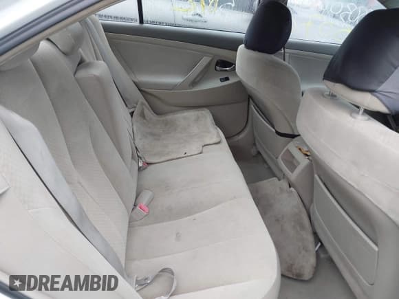 ✅ 2007 Toyota Camry CE • VIN: 4T1BE46K67U718029 • Lot: 43603011. Wystawiony na IAAI z przebiegiem Nie podano. Bezpłatny archiwum sprzedaży aukcyjnych z USA i szczegółowy raport historii pojazdu na DreamBid. Zdjęcie 8.