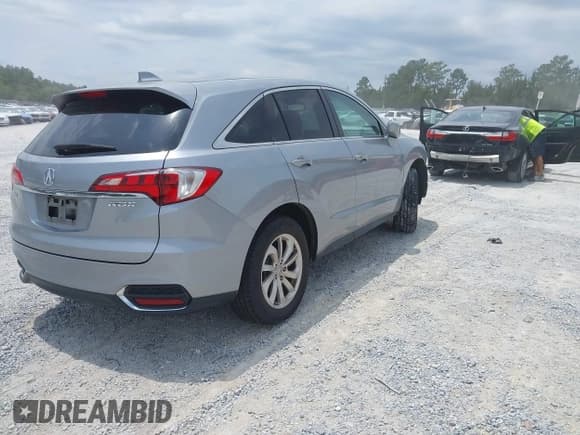 ✅ 2018 Acura RDX • VIN: 5J8TB3H33JL001314 • Лот: 42320942. Опубликован ранее на IAAI с пробегом 61 206 миль. Бесплатный доступ к архиву аукционных продаж из США и подробный отчёт об истории автомобиля на DreamBid. Изображение 4.