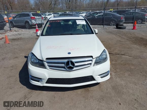 ✅ 2012 Mercedes-Benz C 300 Sport • VIN: WDDGF8BB8CA714148 • Lot: 42024060. Listed on IAAI with 80,908 mi. Free auction sales archive from the USA and detailed vehicle history report at DreamBid. Image 12.