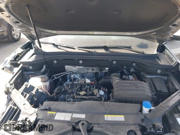 ✅ 2025 Volkswagen Atlas SE • VIN: 1V2WR2CAXSC509366 • Lot: 42799153. Listed on IAAI with 14,714 mi. Free auction sales archive from the USA and detailed vehicle history report at DreamBid. Image 10.