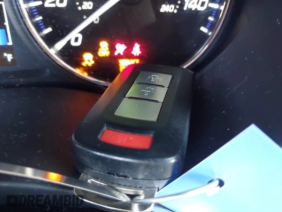 ✅ 2020 Mitsubishi Outlander SE • VIN: JA4AD3A33LZ025410 • Lot: 41805342. Listed on IAAI with 41,154 mi. Free auction sales archive from the USA and detailed vehicle history report at DreamBid. Image 11.