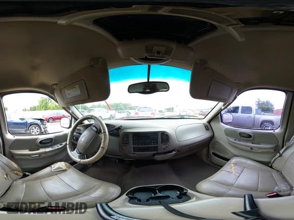 ✅ 2002 Ford F-150 XL • VIN: 1FTRX17L32NC03527 • Lot: 42356945. Listed on IAAI with Not provided. Free auction sales archive from the USA and detailed vehicle history report at DreamBid. Image 20.