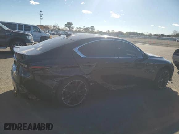 ✅ 2024 Lexus IS 350 F Sport • VIN: JTHGZ1E24R5035935 • Лот: 91294245. Опубликован ранее на Copart с пробегом 10 075 миль. Бесплатный доступ к архиву аукционных продаж из США и подробный отчёт об истории автомобиля на DreamBid. Изображение 3.