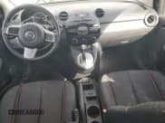 ✅ 2013 Mazda 2 Touring • VIN: JM1DE1LY8D0158148 • Лот: 90130855. Опубликован ранее на Copart с пробегом 146 220 миль. Бесплатный доступ к архиву аукционных продаж из США и подробный отчёт об истории автомобиля на DreamBid. Изображение 8.